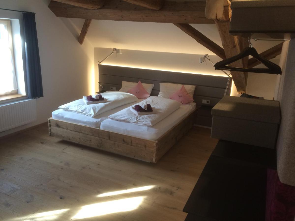 Zum Hirschen - Hotel & Gasthaus Beim Stoeckeler ไชเดกก์ ห้อง รูปภาพ