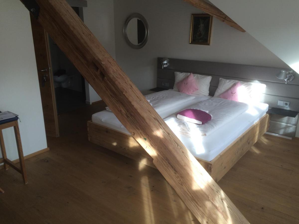 Zum Hirschen - Hotel & Gasthaus Beim Stoeckeler ไชเดกก์ ห้อง รูปภาพ