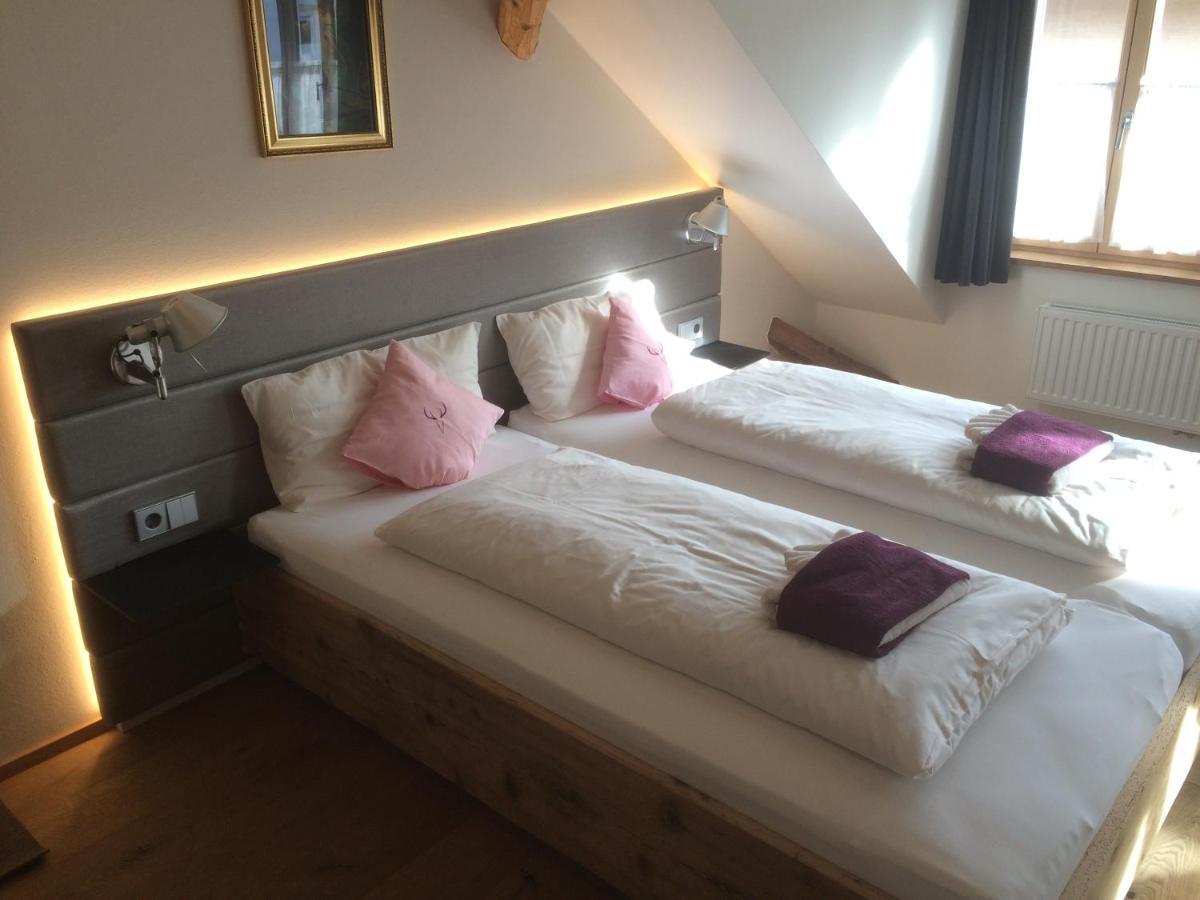 Zum Hirschen - Hotel & Gasthaus Beim Stoeckeler ไชเดกก์ ห้อง รูปภาพ