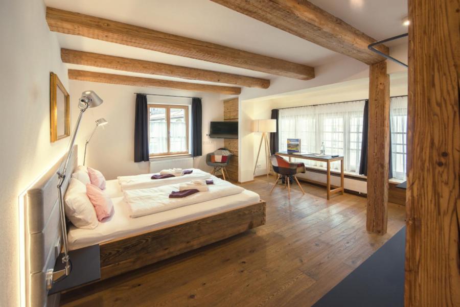 Zum Hirschen - Hotel & Gasthaus Beim Stoeckeler ไชเดกก์ ภายนอก รูปภาพ